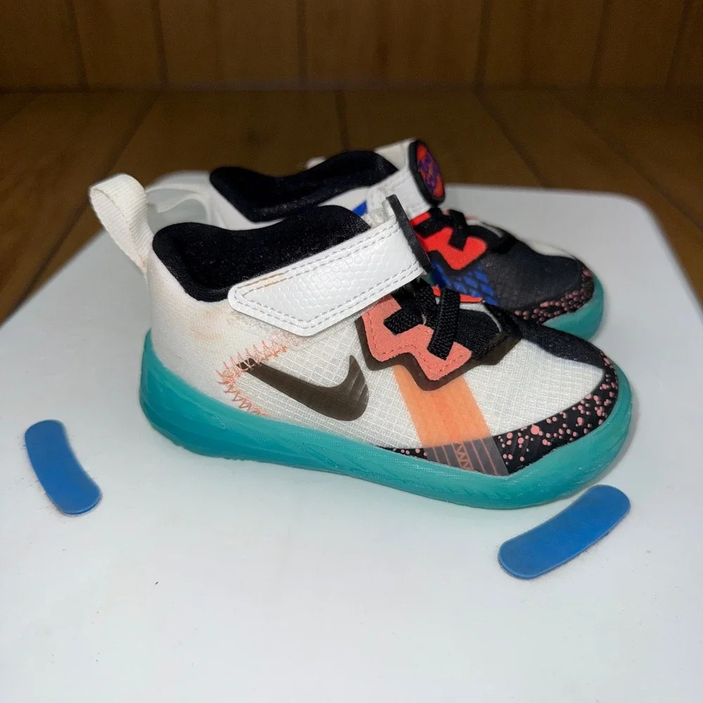 Nike LeBron 18 Low Space Jam Tune Squad Toddler Sneakers DJ3762-115 White 6C
